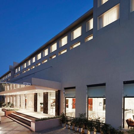 Courtyard By Marriott Bilaspur Exteriör bild