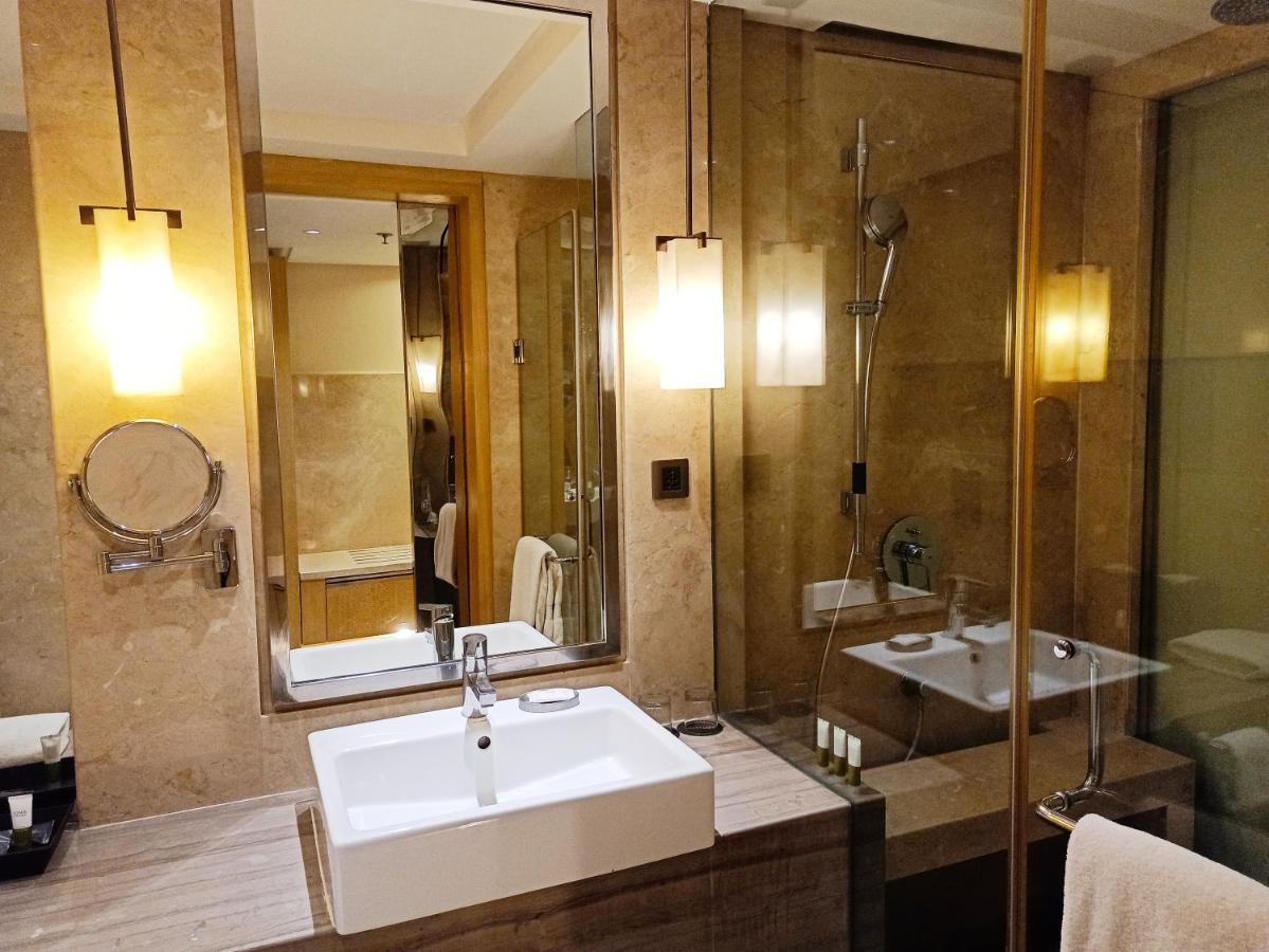 Courtyard By Marriott Bilaspur Exteriör bild