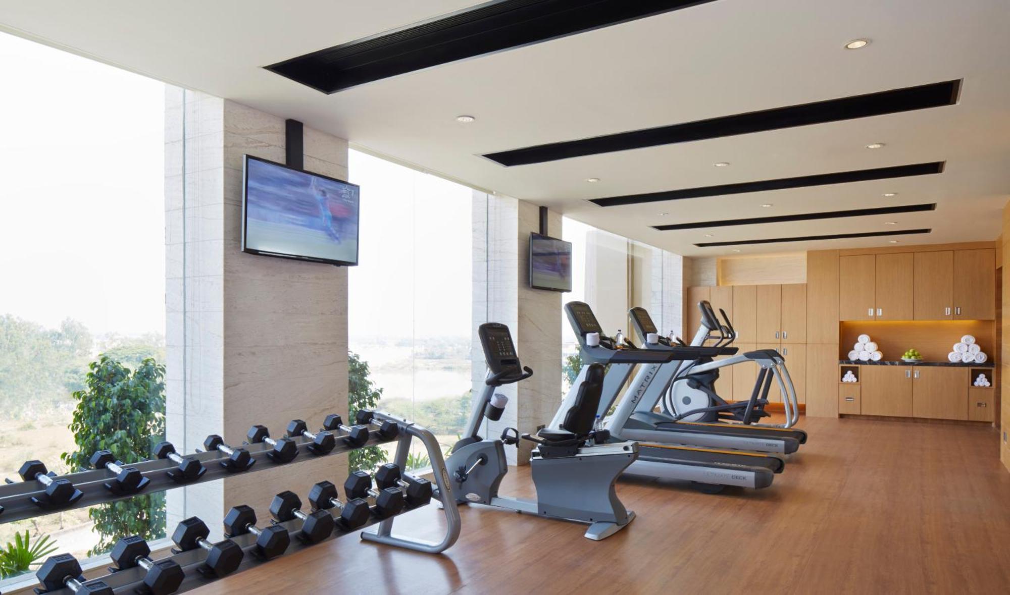 Courtyard By Marriott Bilaspur Exteriör bild