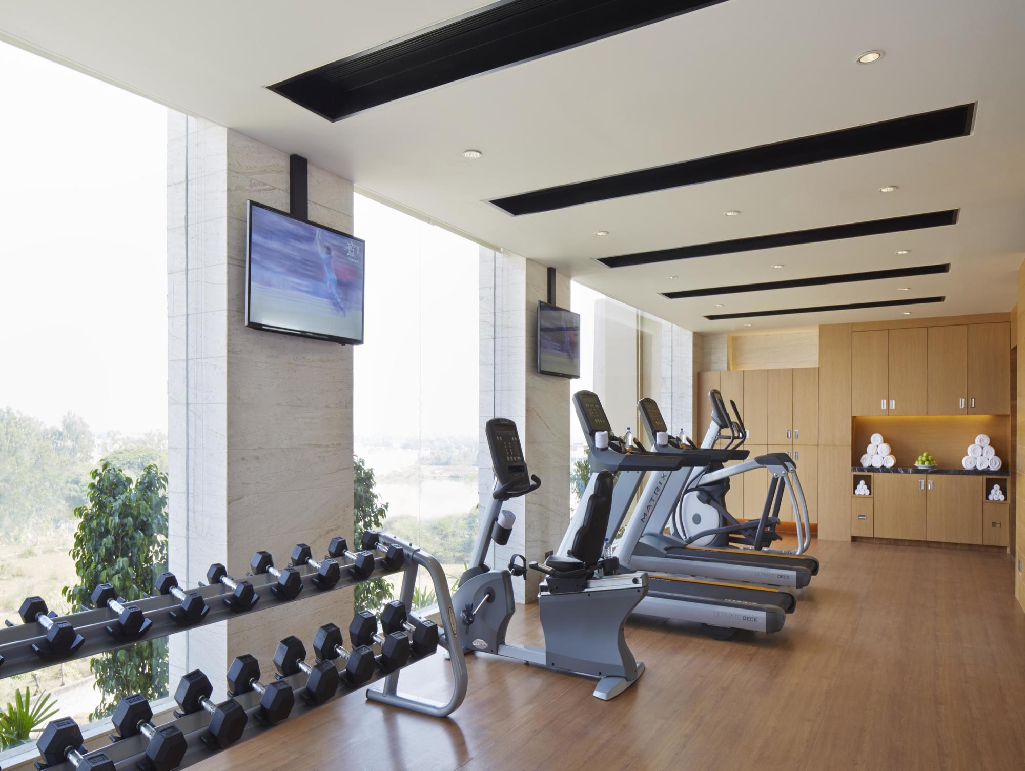 Courtyard By Marriott Bilaspur Exteriör bild